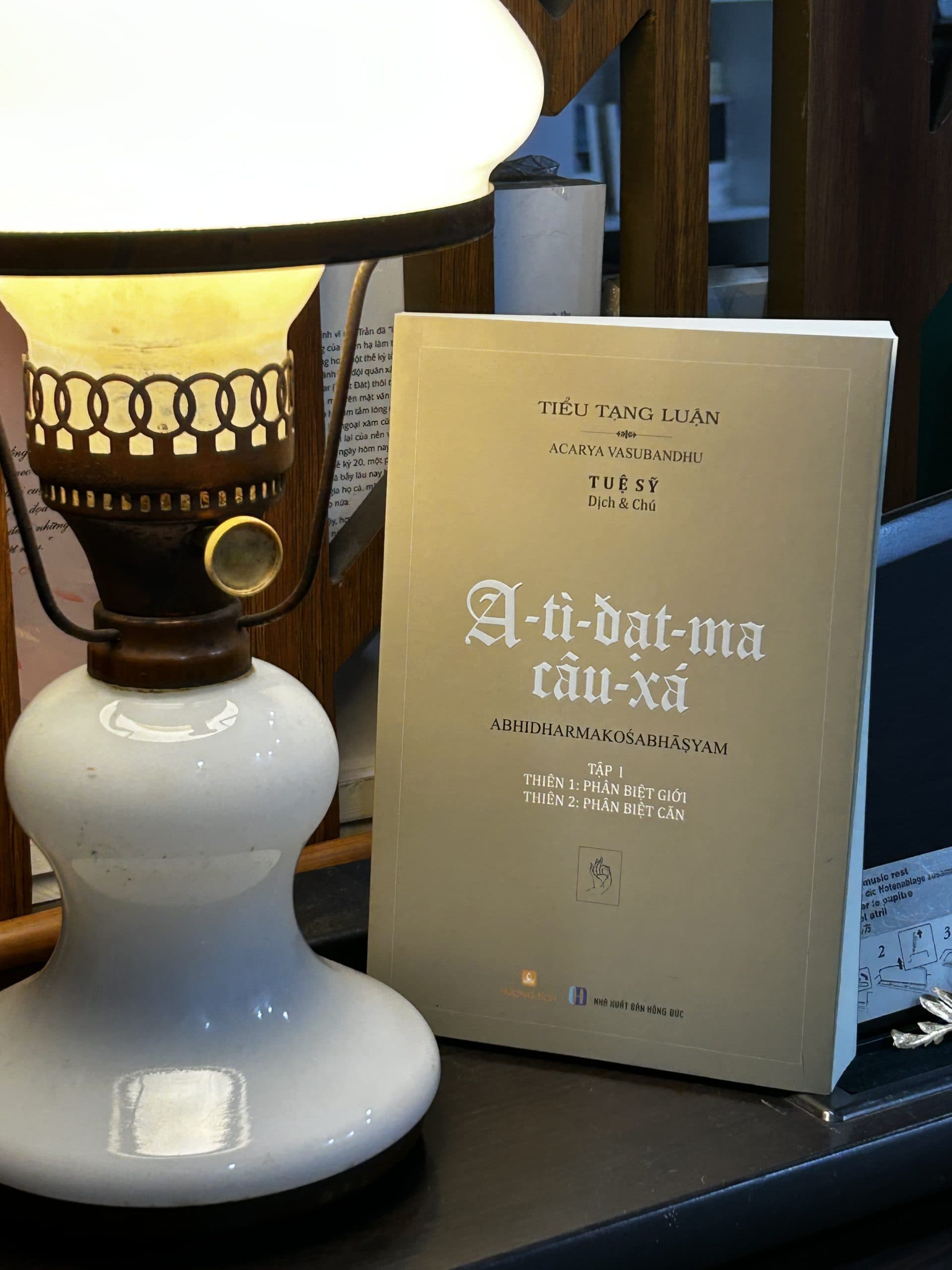 Ảnh bìa A-TÌ-ĐẠT-MA CÂU-XÁ (Tập I – Định Bản) – TUỆ SỸ DỊCH & CHÚ, Tái Bản tháng 1/2026